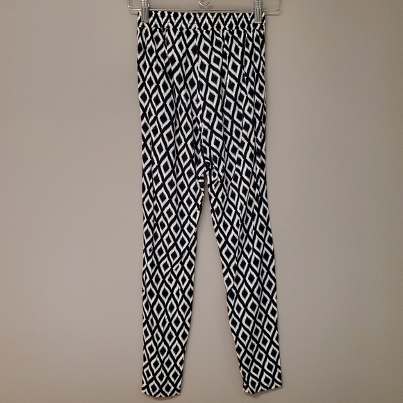 H&M Diamond Patterned Pants - Size XS - Picture 2 of 4